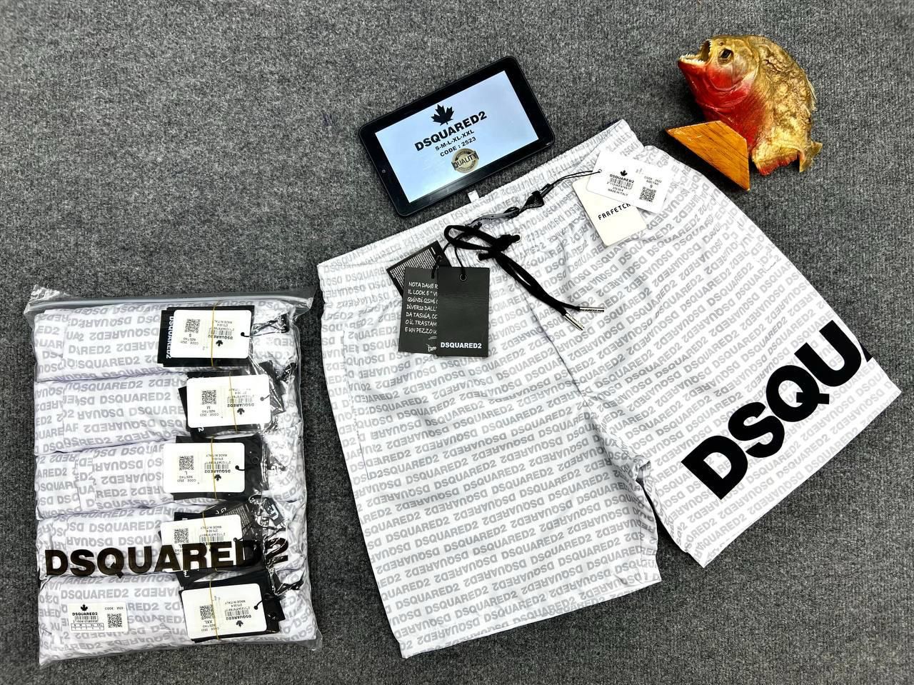 Costumi Dsq