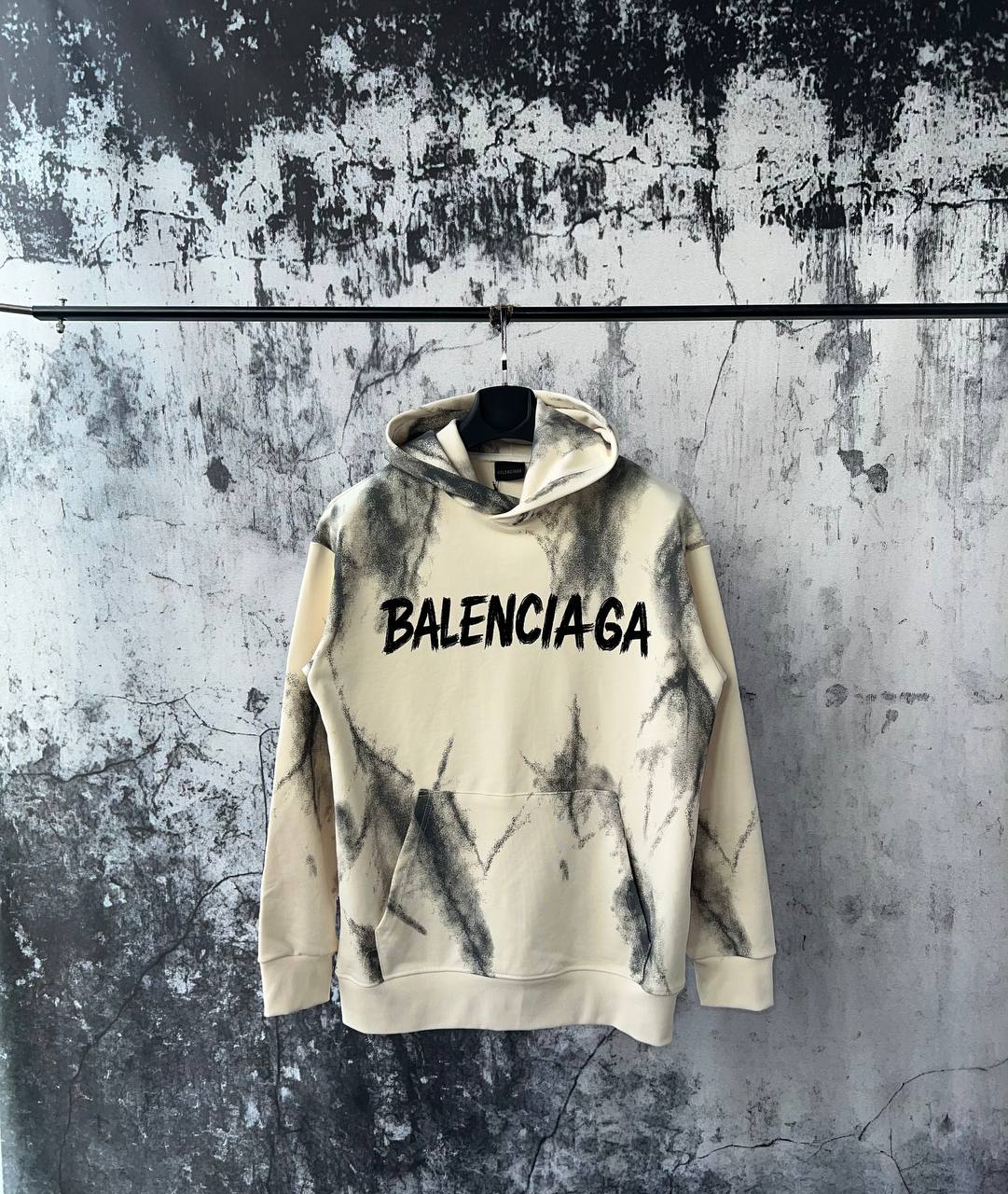 Felpa Balenciaga con Cappuccio Smog