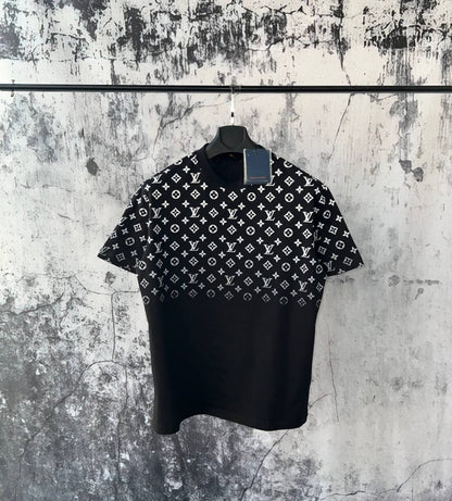 T Shirt Lv monogram