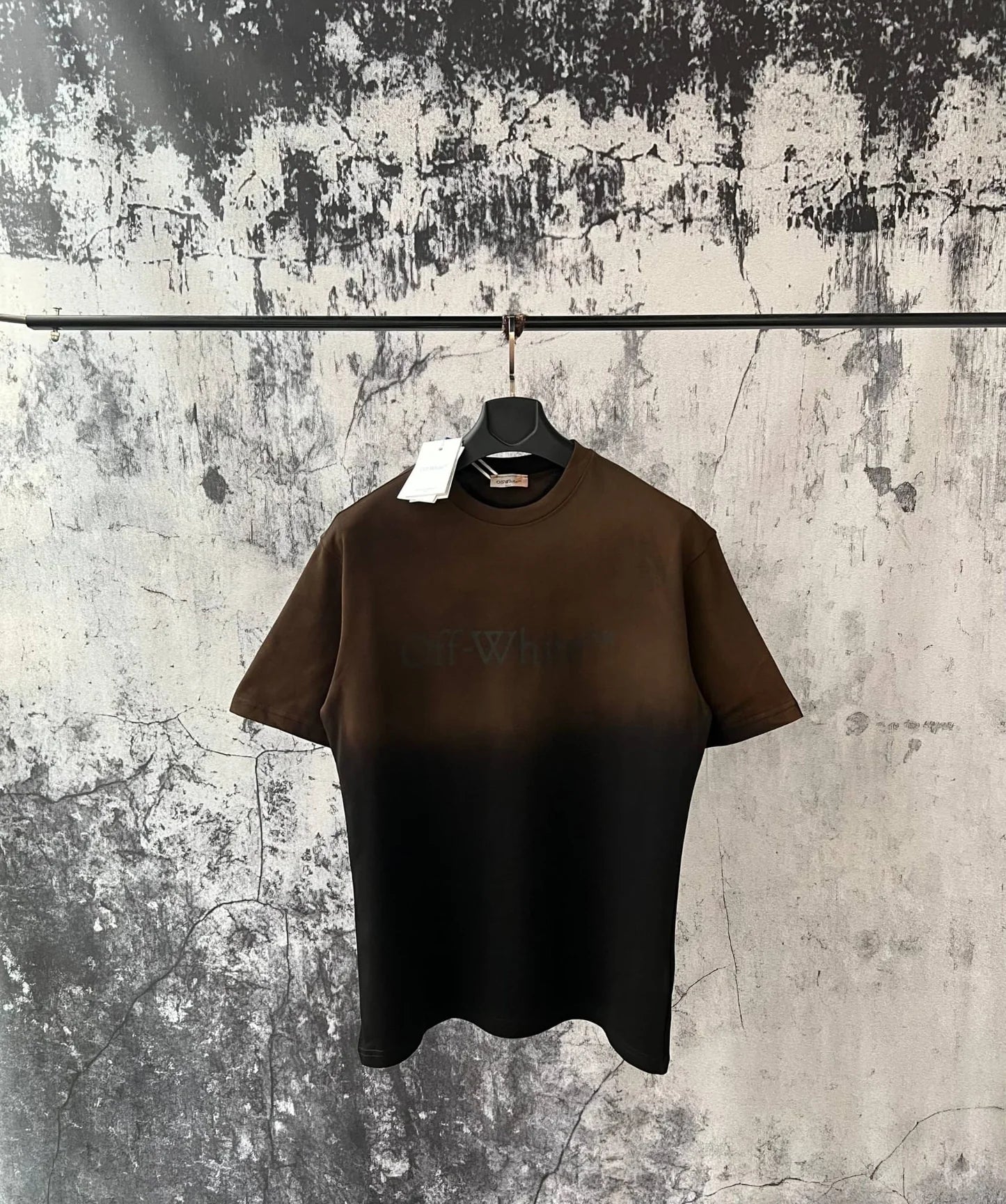T-SHIRT OFF WHITE