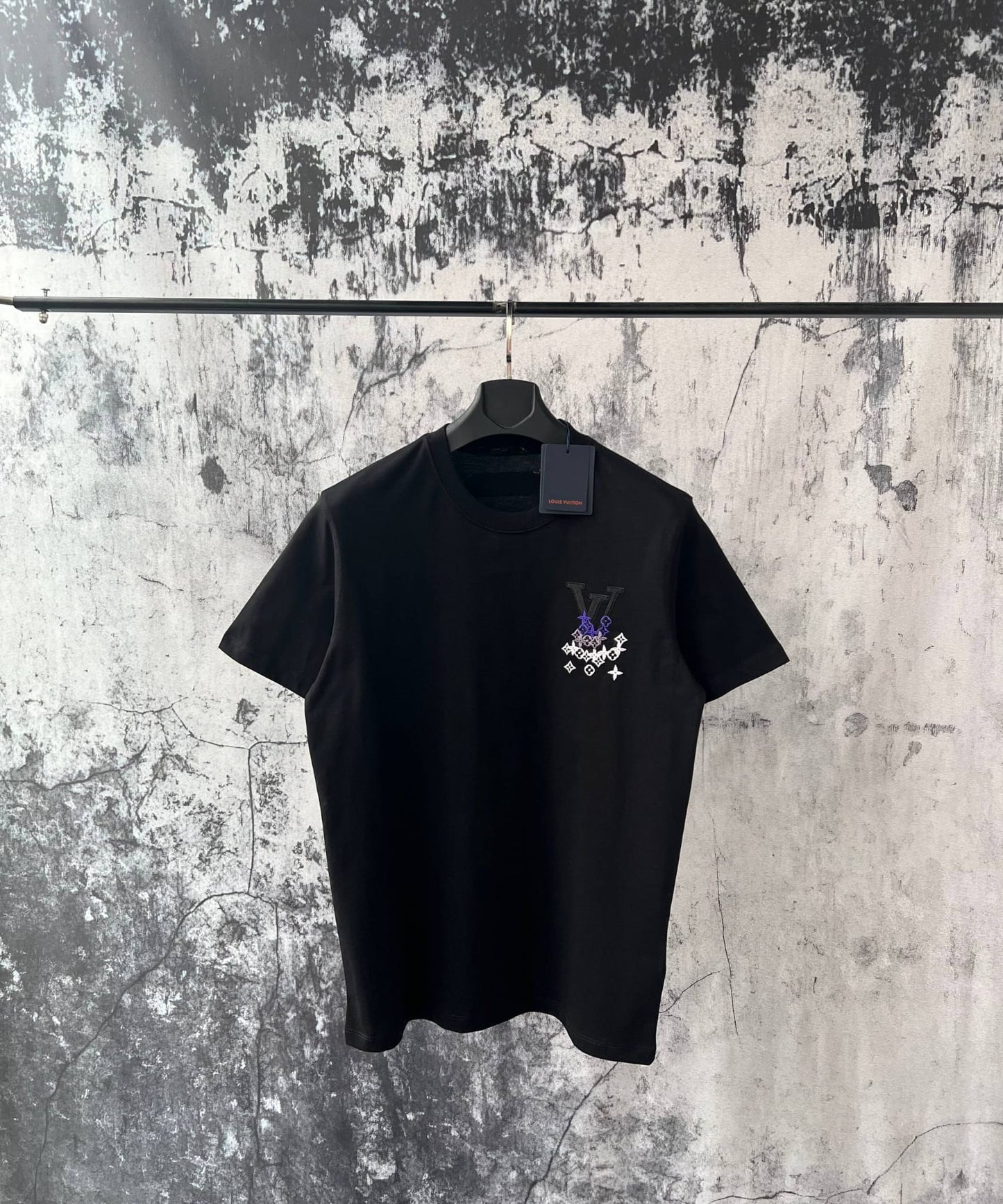 T- SHIRT LV
