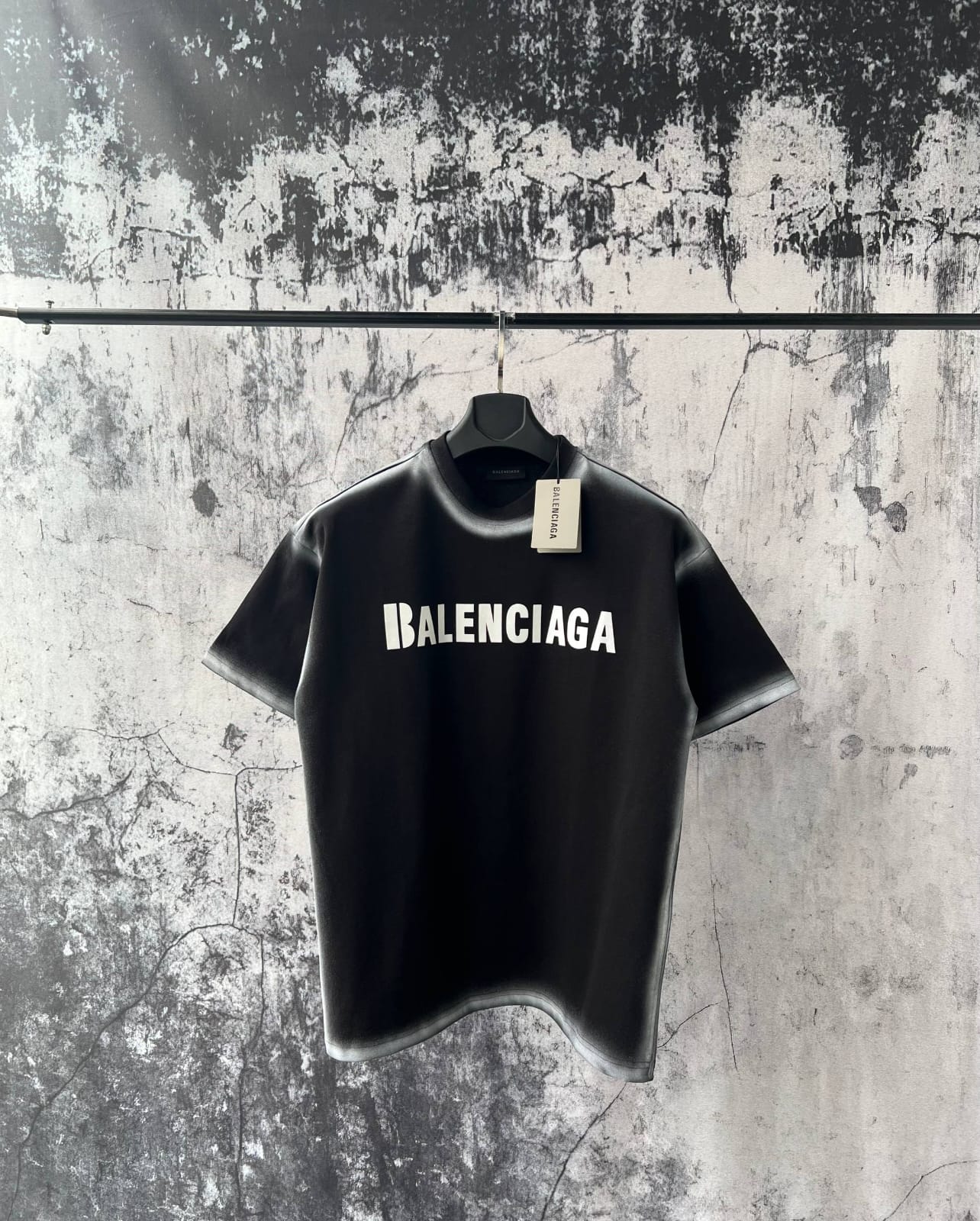 T-Shirt Balenciaga Hold