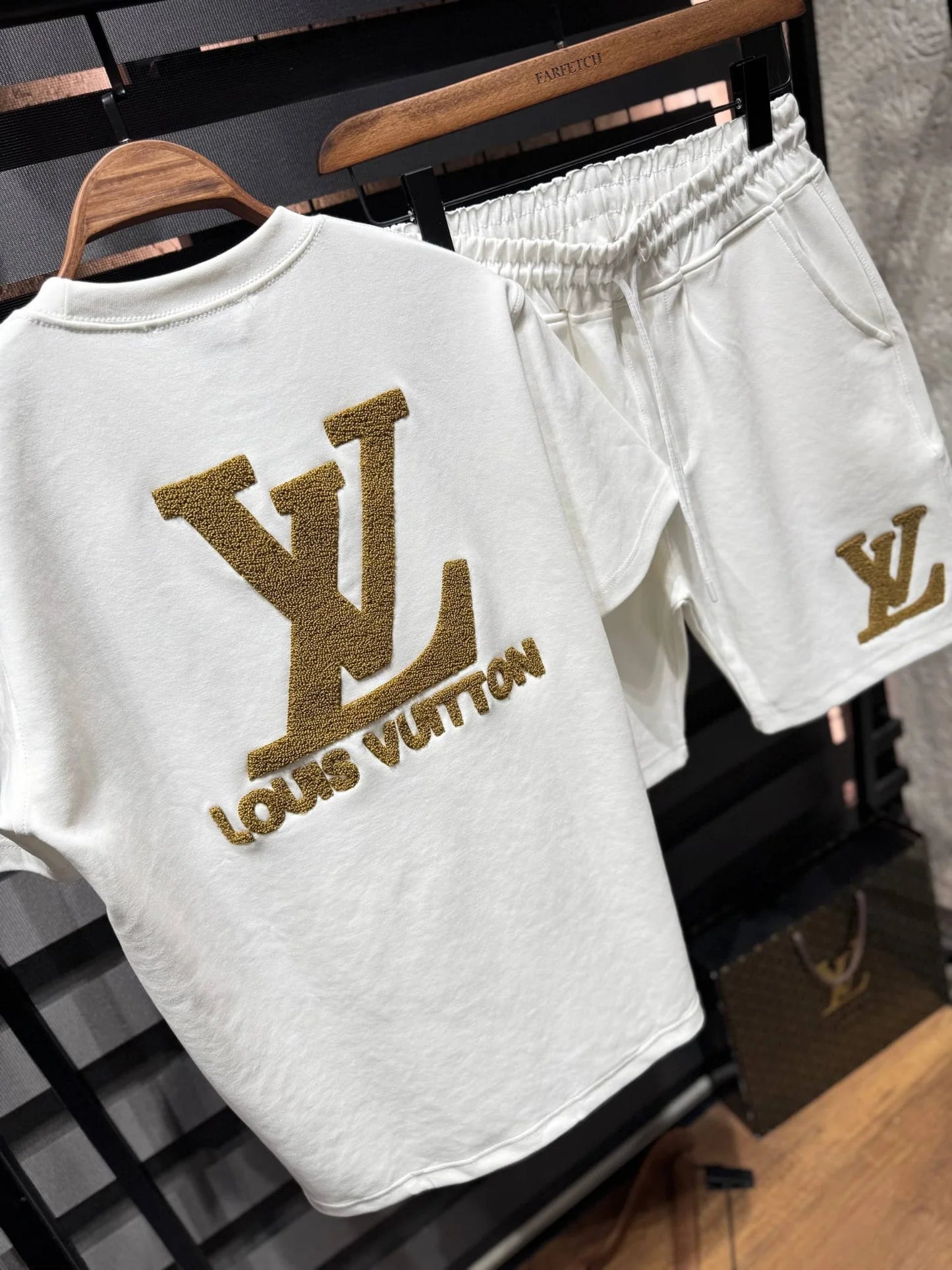 T-Shirt + Bermuda lv Velluto