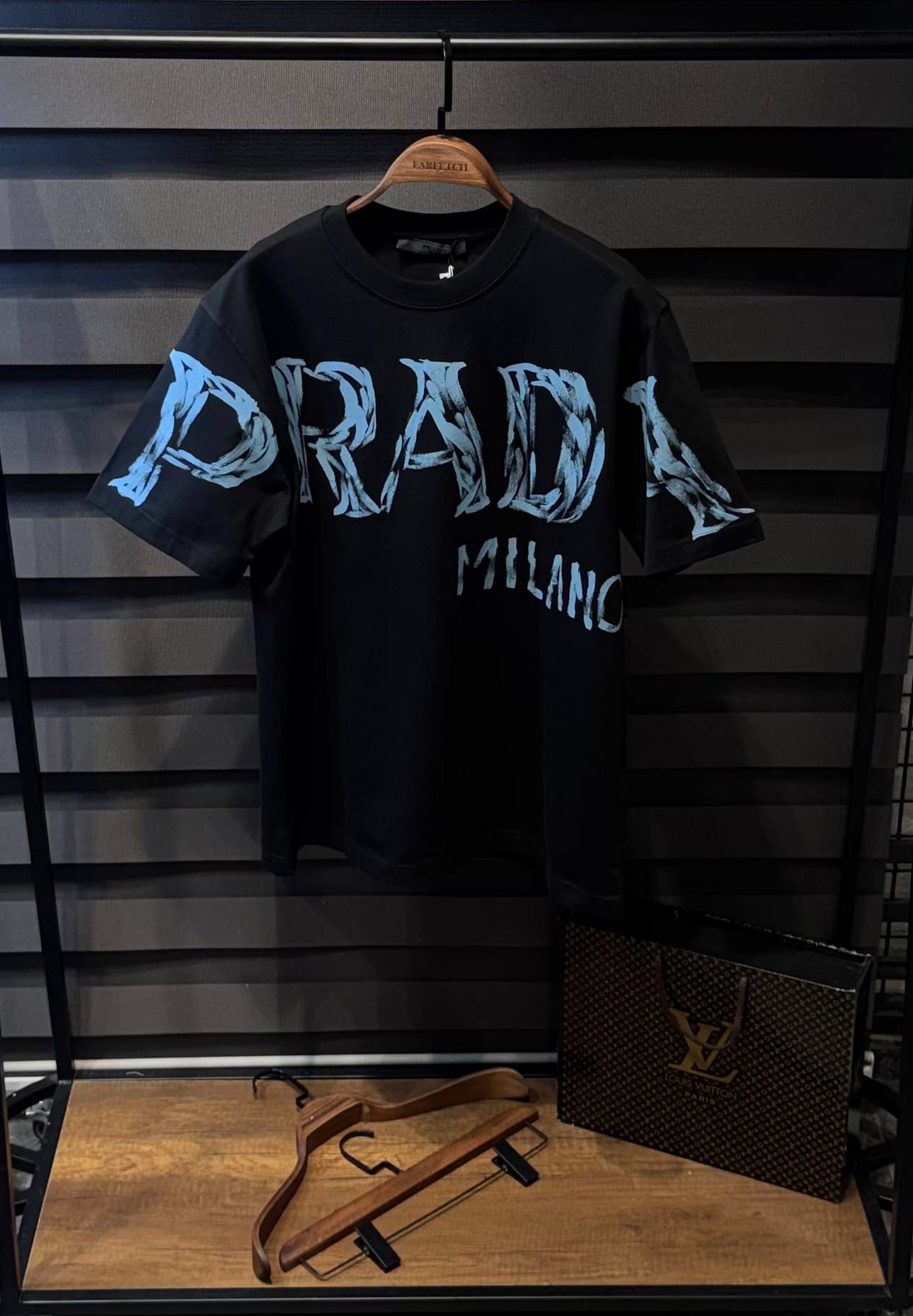 T- SHIRT Prada Azzurro